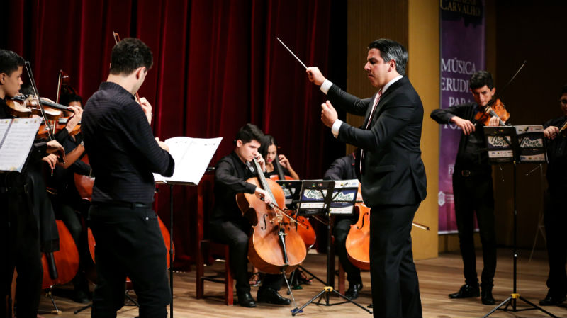 Orquestra formada por professores e alunos do festival vai executar peças de Villa-Lobos, J.Brahms e A. Kachatuirian (Foto: Ares Soares/Unifor)